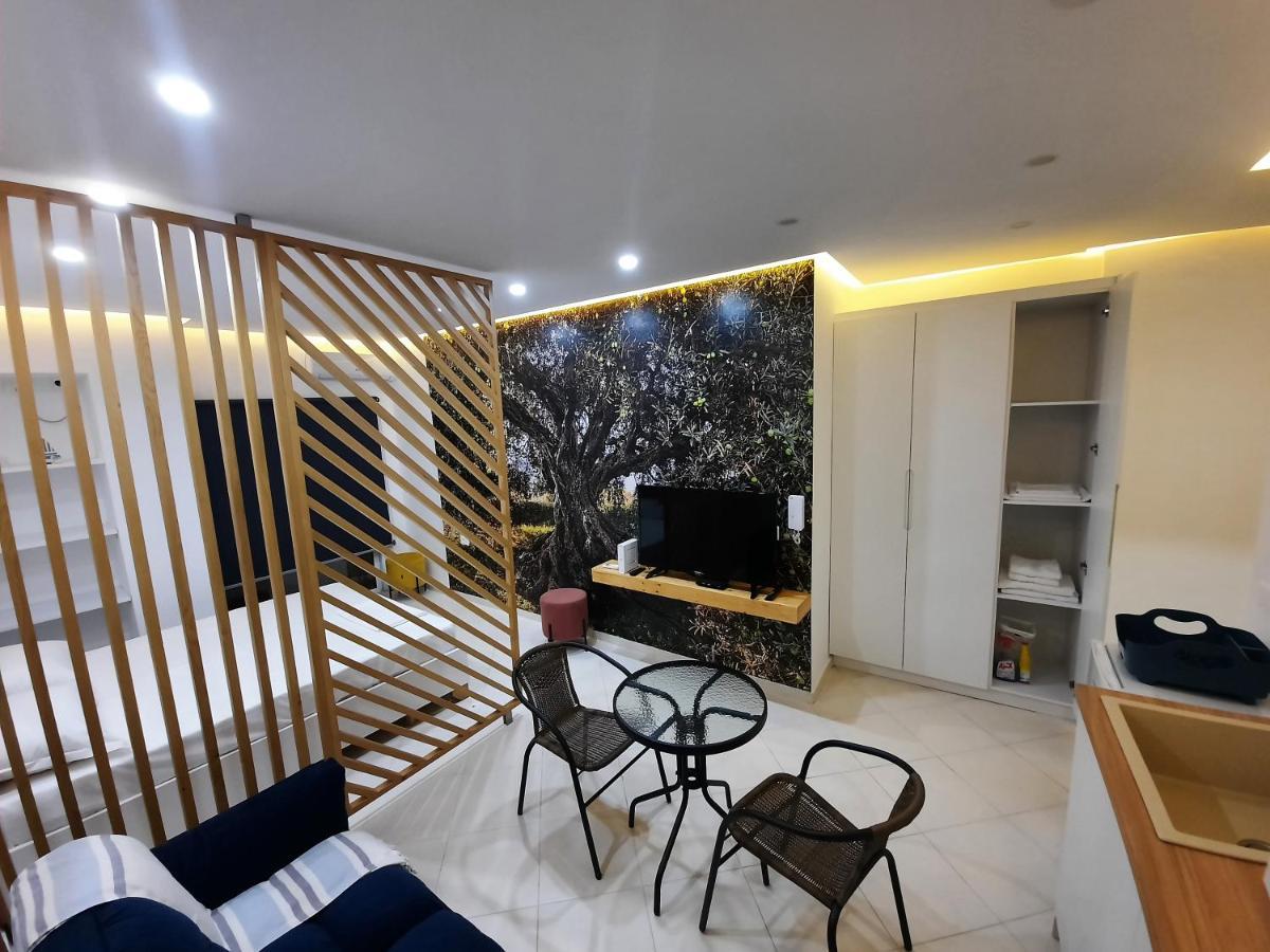 Saranda Promenade Apts Exterior foto